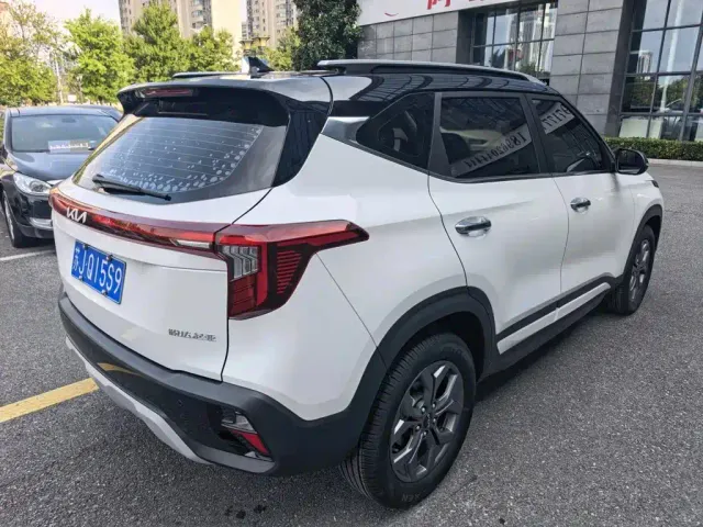 Kia Seltos — Фото автомобиля 6