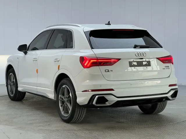 Audi Q3 — Фото автомобиля 15