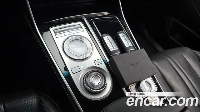 Genesis GV80 — Фото автомобиля 9