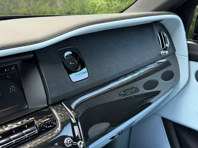 Rolls-Royce Cullinan — Фото автомобиля 11