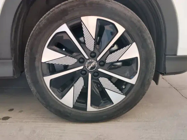 BYD Song PLUS — Фото автомобиля 6