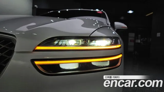 Genesis GV70 2.5T Бензин AWD — Фото автомобиля 20