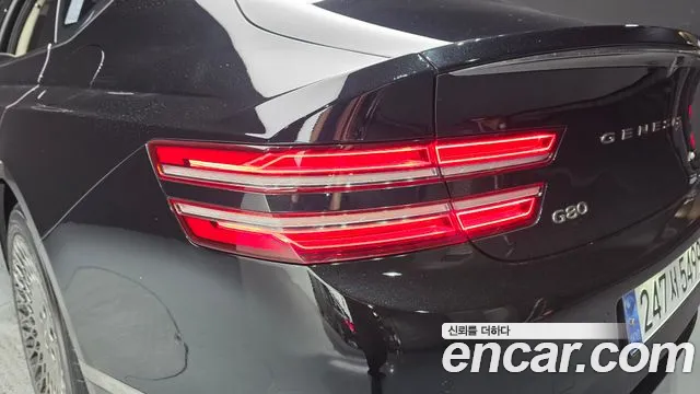 Genesis G80 Бензин 3.5 турбо AWD — Фото автомобиля 15