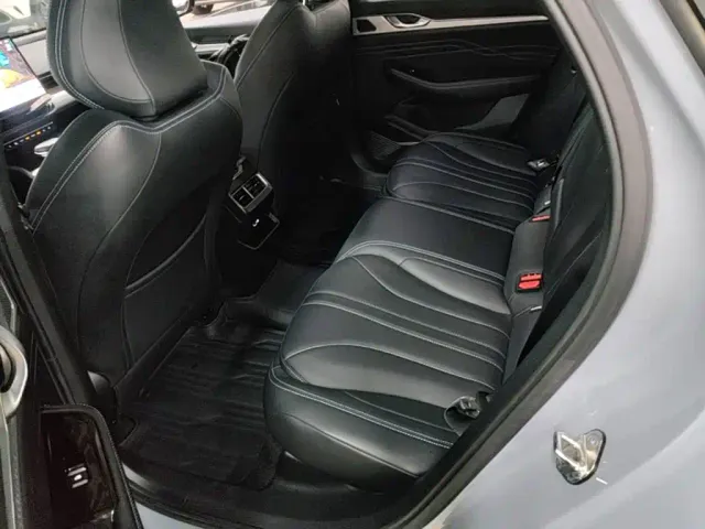 Geely Xingrui — Фото автомобиля 16