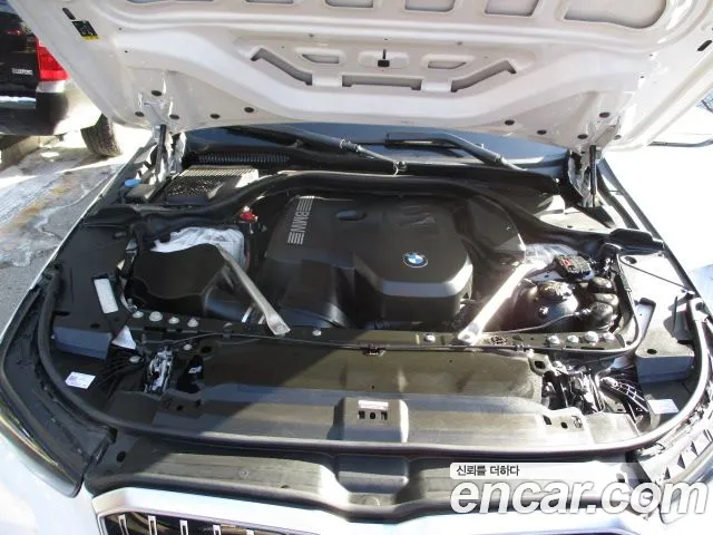 BMW 5-Series 5 серия (G60) 530i xDrive M Sport — Фото автомобиля 11