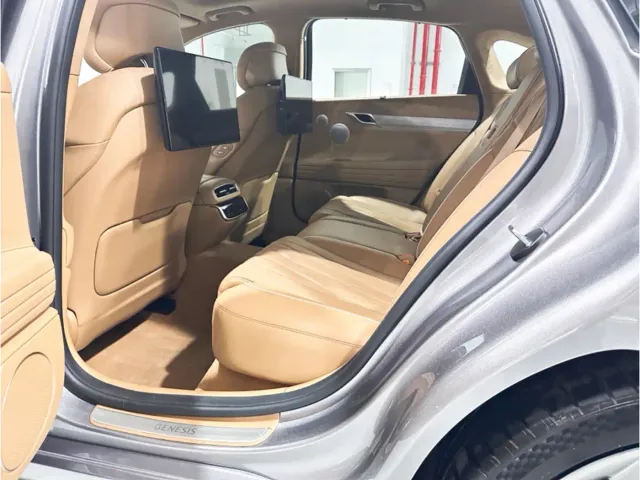 Genesis G80 — Фото автомобиля 13