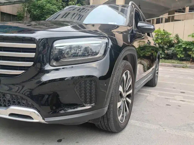 Mercedes-Benz GLB-Class — Фото автомобиля 4