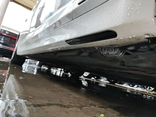 BMW 5 Series — Фото автомобиля 20