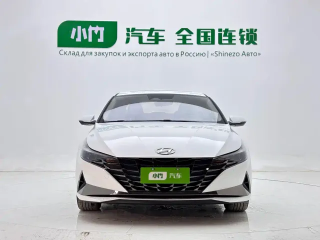 Hyundai Elantra — Фото автомобиля 2