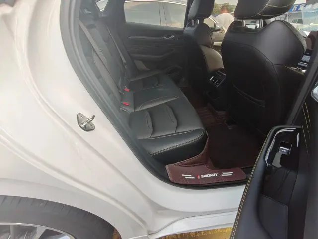 Geely Xingrui — Фото автомобиля 10