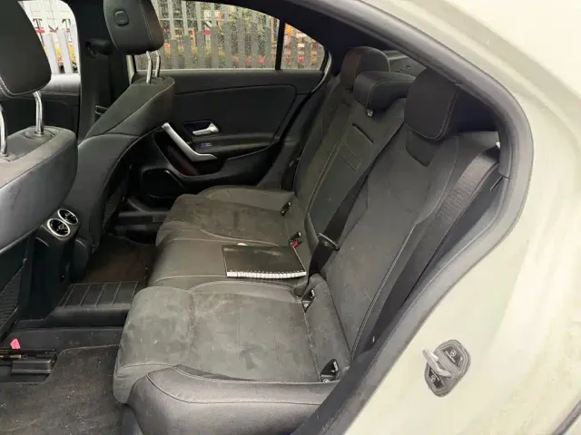 Mercedes-Benz A-Class — Фото автомобиля 12