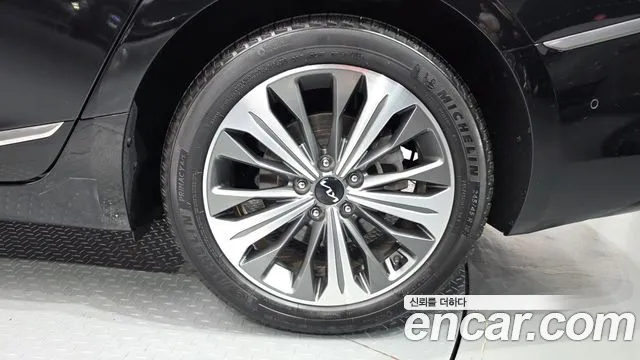 Kia K8 K8 Hybrid — Фото автомобиля 21