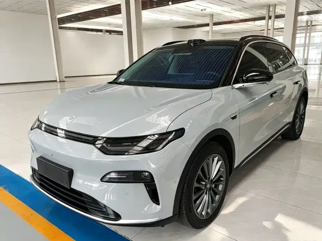 Фотография автомобиля — Leapmotor C11