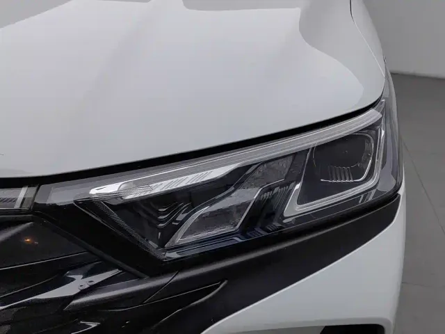 Dongfeng Fengshen AX7 — Фото автомобиля 7