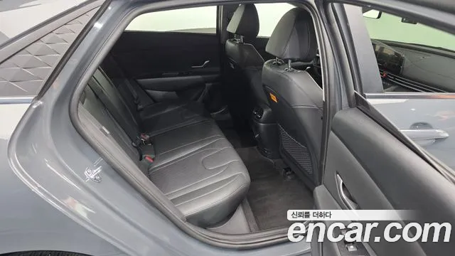 Hyundai Avante — Фото автомобиля 18