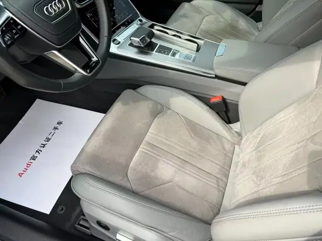 Audi A6L — Фото автомобиля 8