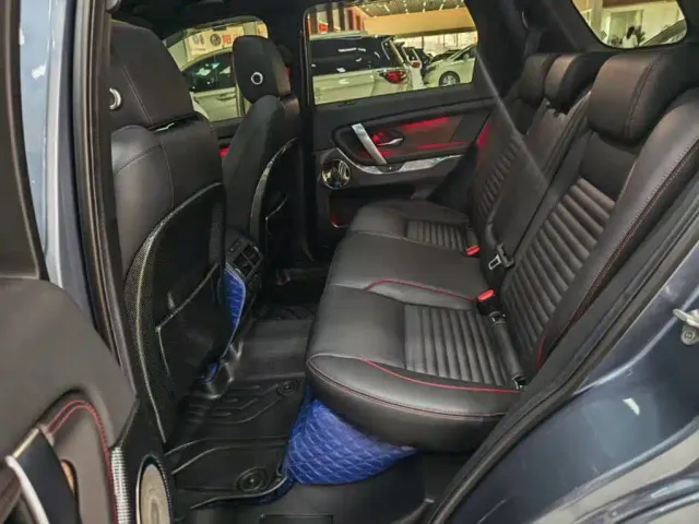 Land Rover Discovery Sport — Фото автомобиля 7