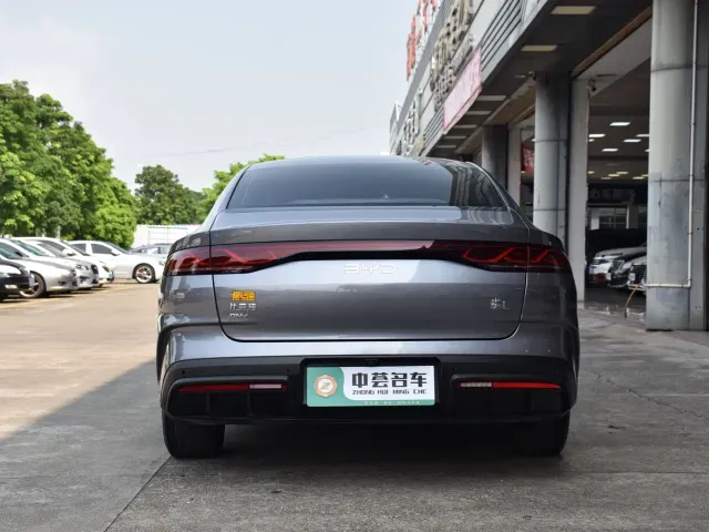 BYD Qin L 2024 DM-i 120KM Leading — Фото автомобиля 17