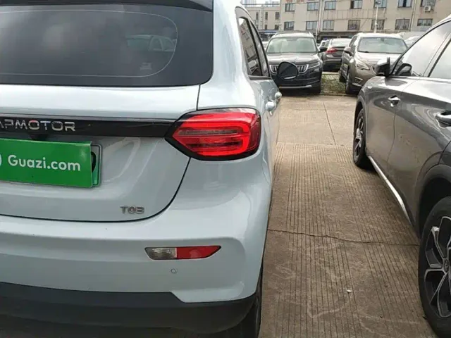 Leapmotor T03 — Фото автомобиля 7