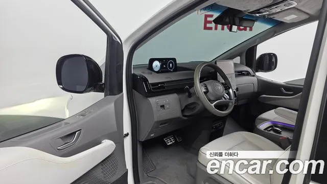 Hyundai Staria — Фото автомобиля 15