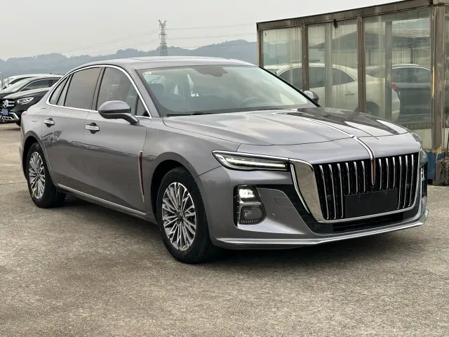Hongqi H5 — Фото автомобиля 3