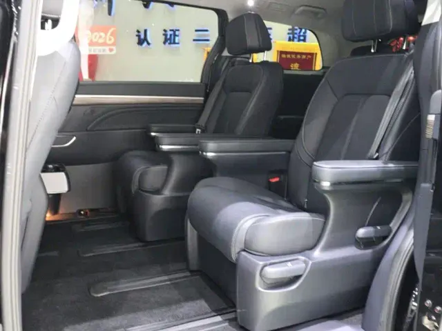 GAC Trumpchi M8 — Фото автомобиля 7