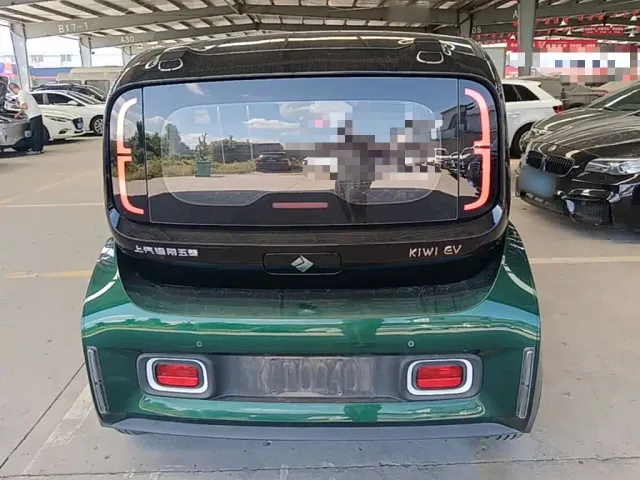 Baojun KiWi EV — Фото автомобиля 5