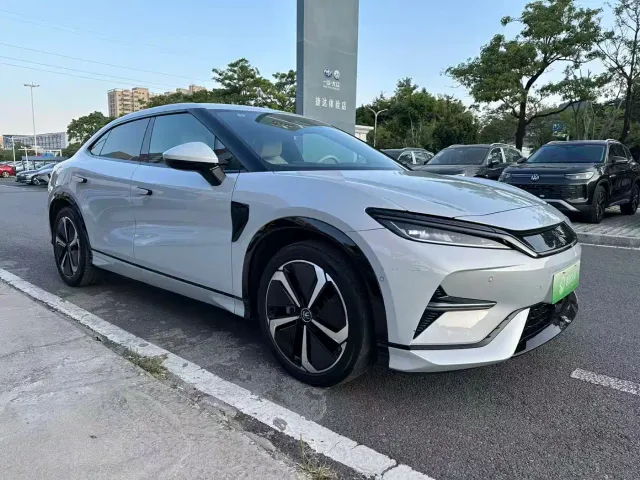 BYD Song L EV — Фото автомобиля 3