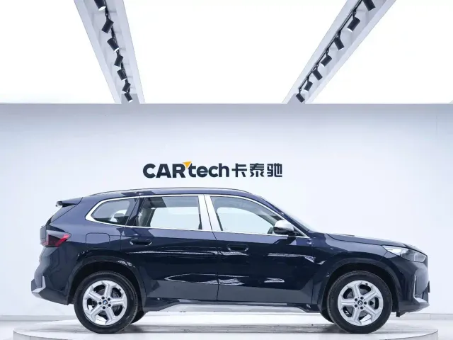 BMW X1 — Фото автомобиля 4