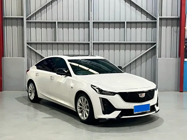 Cadillac CT5 — Фото автомобиля 3