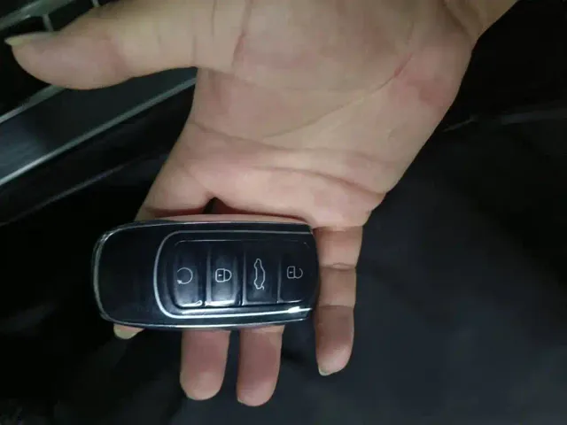 Chery Tiggo 8 — Фото автомобиля 8