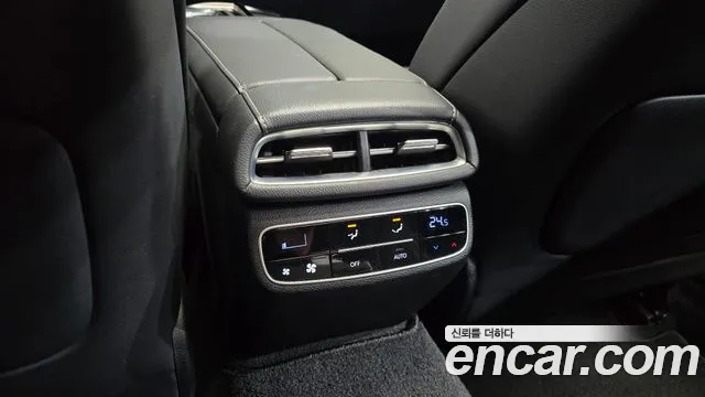 Genesis G80 RG3 — Фото автомобиля 30