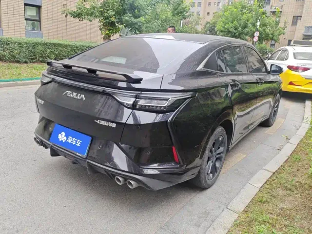 Dongfeng Yixuan — Фото автомобиля 3