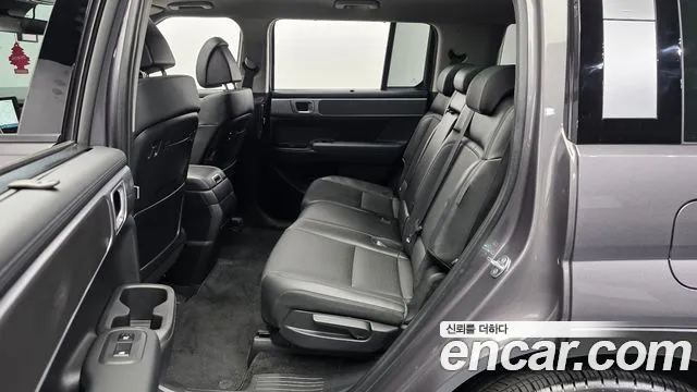 Hyundai Santa Fe — Фото автомобиля 16