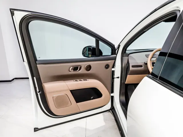 Li Auto i6 — Фото автомобиля 16