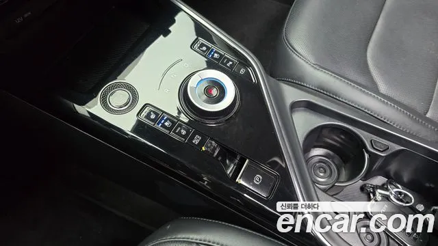Kia Niro The All New Niro Signature — Фото автомобиля 9