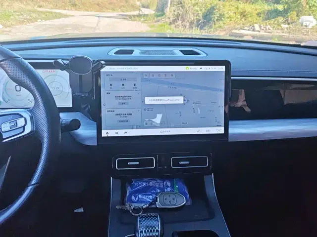 GAC Trumpchi GS8 — Фото автомобиля 13