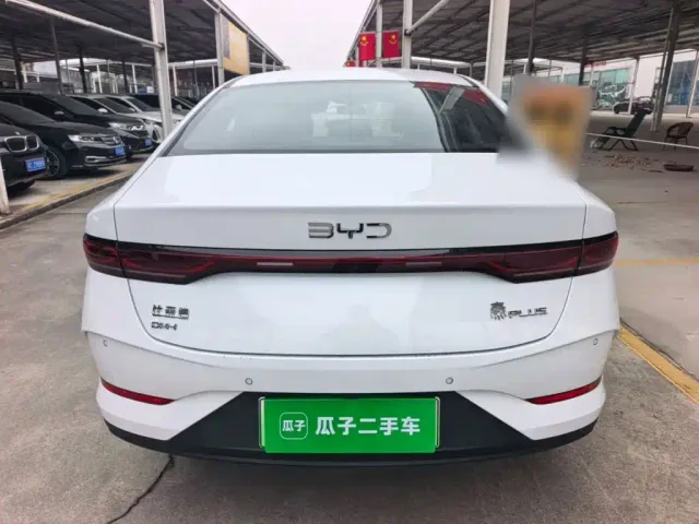 BYD Qin PLUS — Фото автомобиля 5