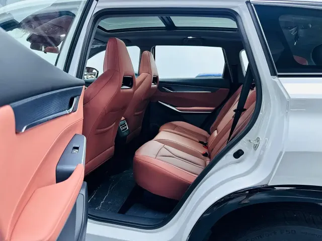Changan CS75 Plus — Фото автомобиля 9