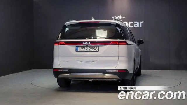 Kia Canival Carnival 4 поколение Бензин 9 мест Signature — Фото автомобиля 4