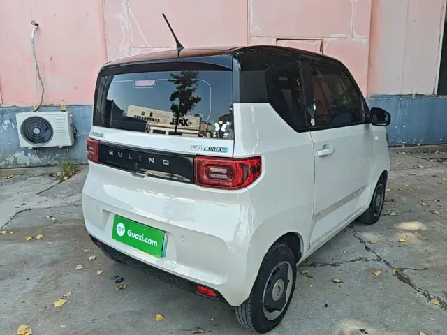 Wuling Hongguang Mini EV — Фото автомобиля 6