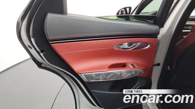 Genesis GV70 2.5T Бензин AWD — Фото автомобиля 21