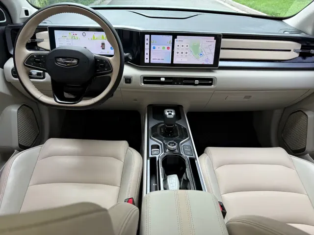Geely ICON — Фото автомобиля 5