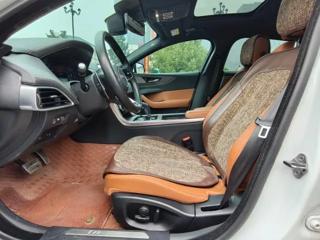 Jaguar XEL — Фото автомобиля 12