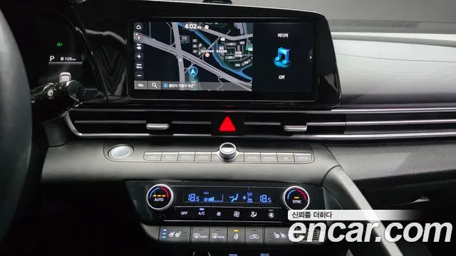 Hyundai AVANTE Avante (CN7) — Фото автомобиля 16