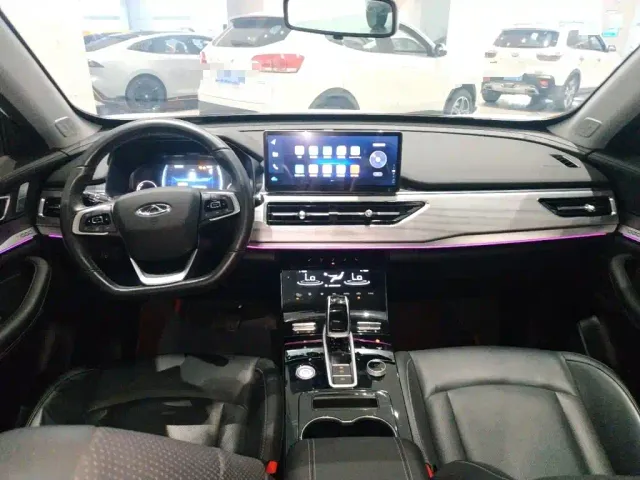 Chery Tiggo 8 — Фото автомобиля 9
