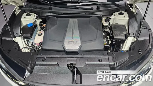 Kia EV6 — Фото автомобиля 6