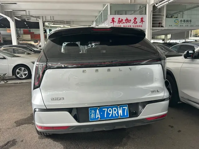 Geely Boyue L — Фото автомобиля 12