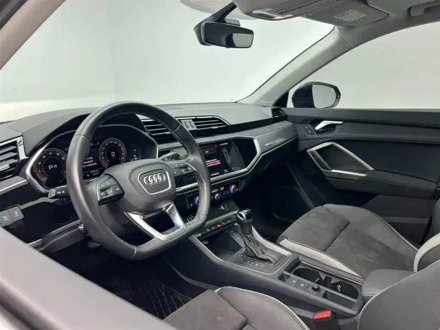 Audi Q3 — Фото автомобиля 15