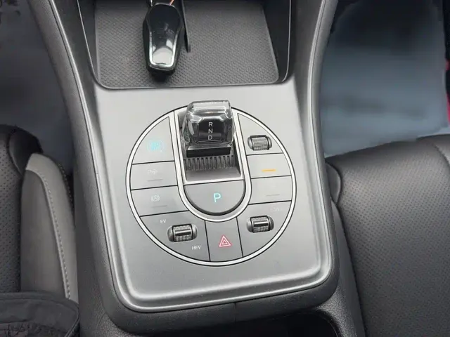 BYD Seal 05 DM-i — Фото автомобиля 7